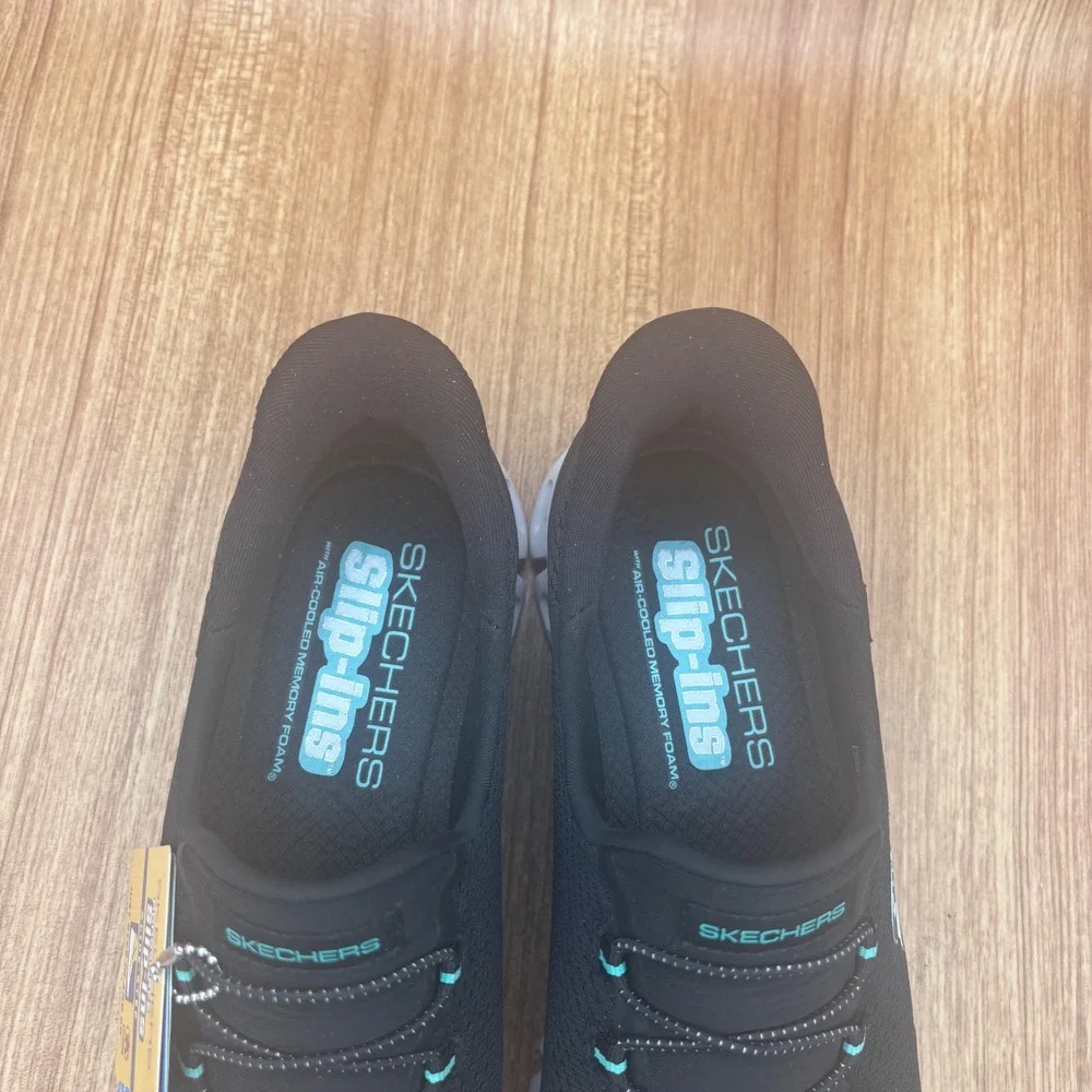 New Skechers Glide-Step Pursuit Slip-ins Womens 9.5 Black Turquoise 104547 BKTQ